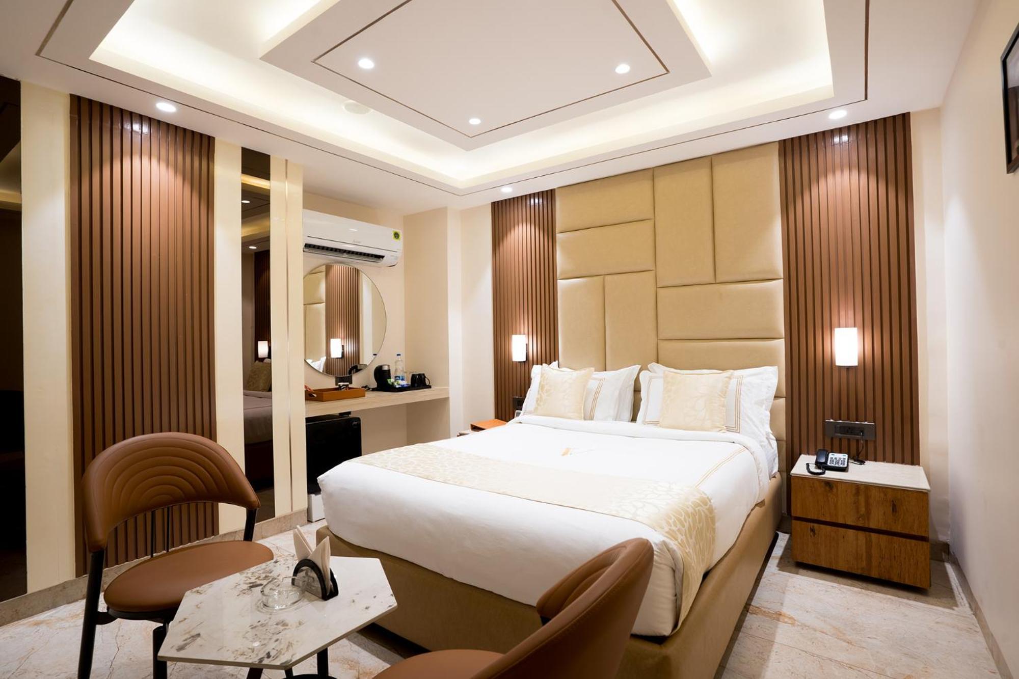 Oriva Vinflora Residency - Nr Lv Prasad Hospital, Banjara Hills Hotel Hyderabad Exterior photo