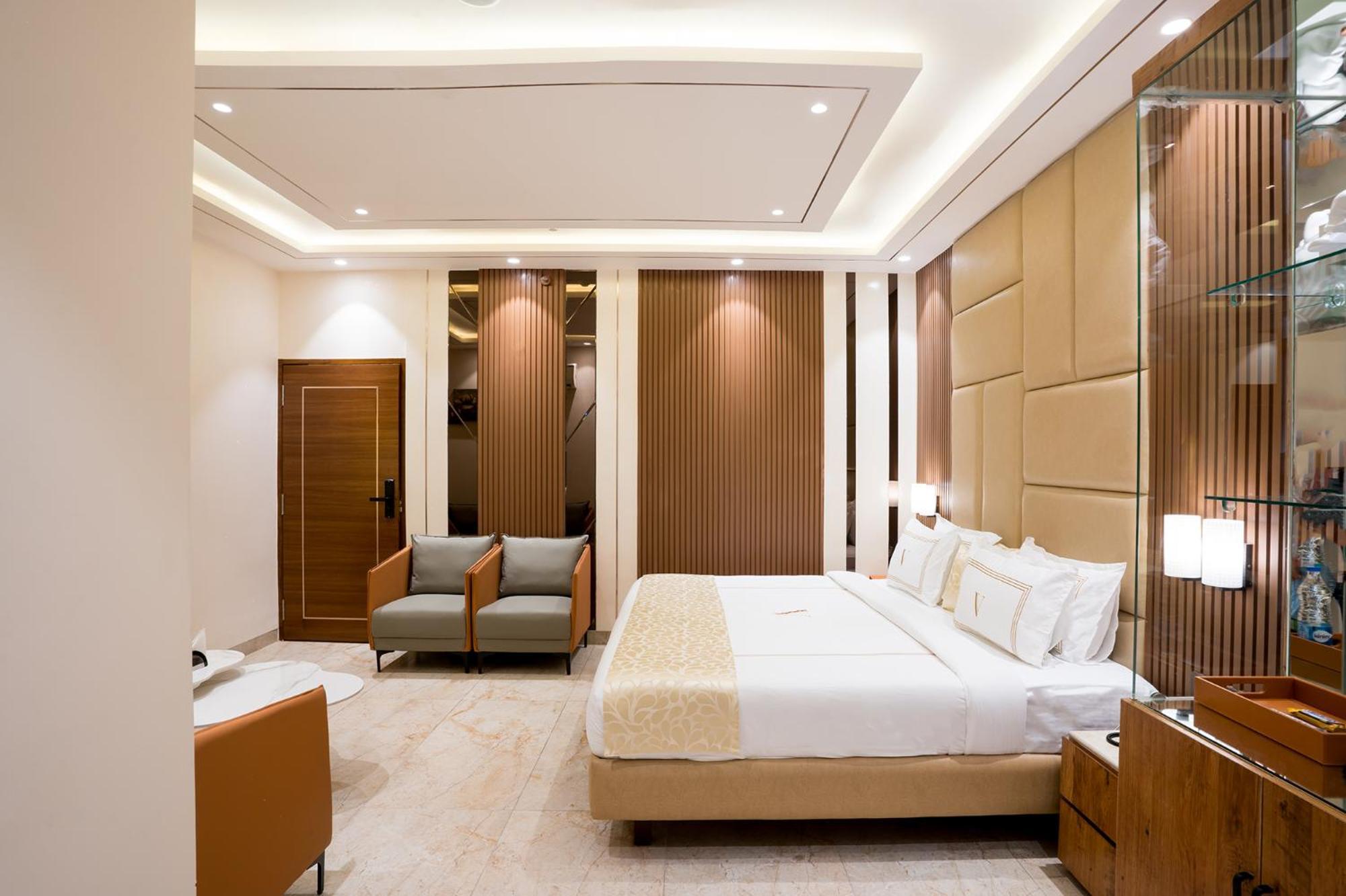 Oriva Vinflora Residency - Nr Lv Prasad Hospital, Banjara Hills Hotel Hyderabad Exterior photo