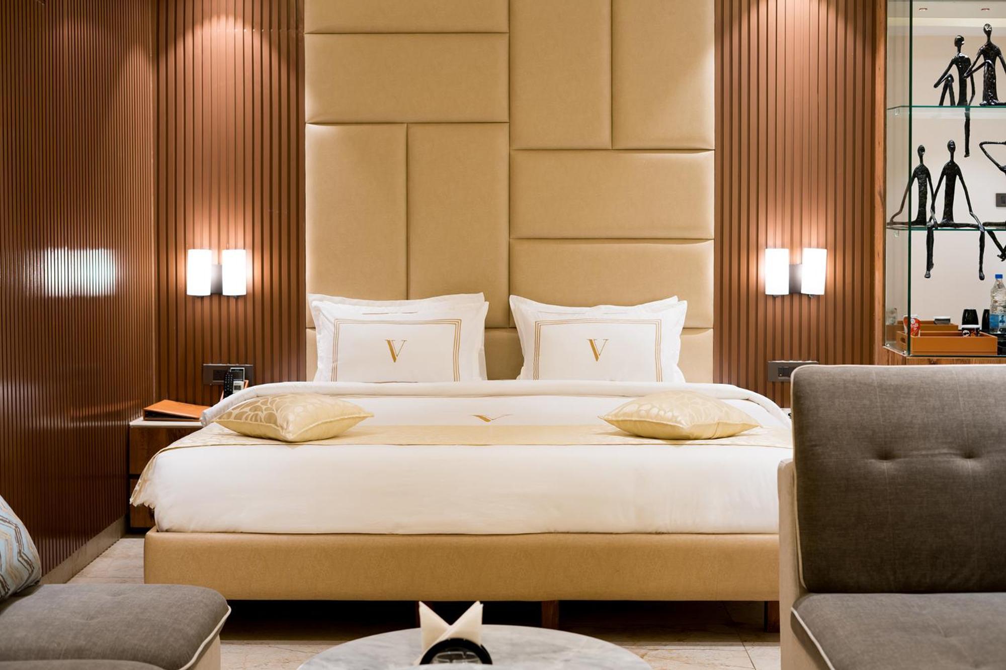 Oriva Vinflora Residency - Nr Lv Prasad Hospital, Banjara Hills Hotel Hyderabad Exterior photo