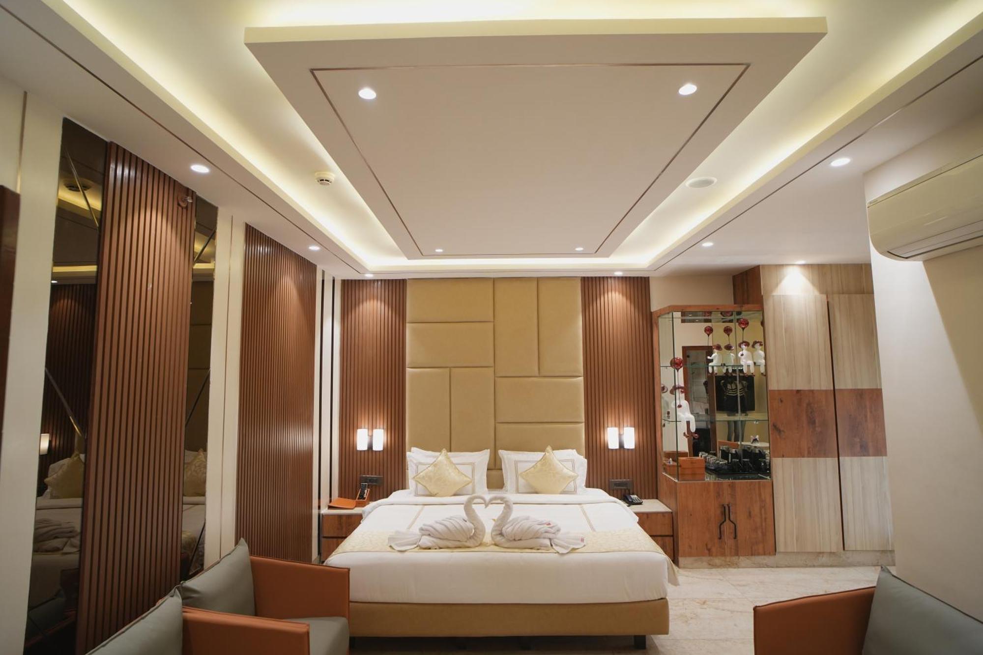 Oriva Vinflora Residency - Nr Lv Prasad Hospital, Banjara Hills Hotel Hyderabad Exterior photo
