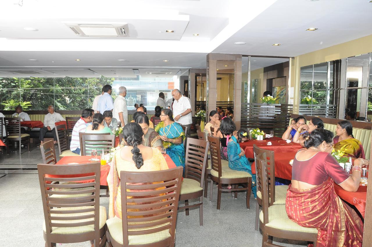 Oriva Vinflora Residency - Nr Lv Prasad Hospital, Banjara Hills Hotel Hyderabad Exterior photo