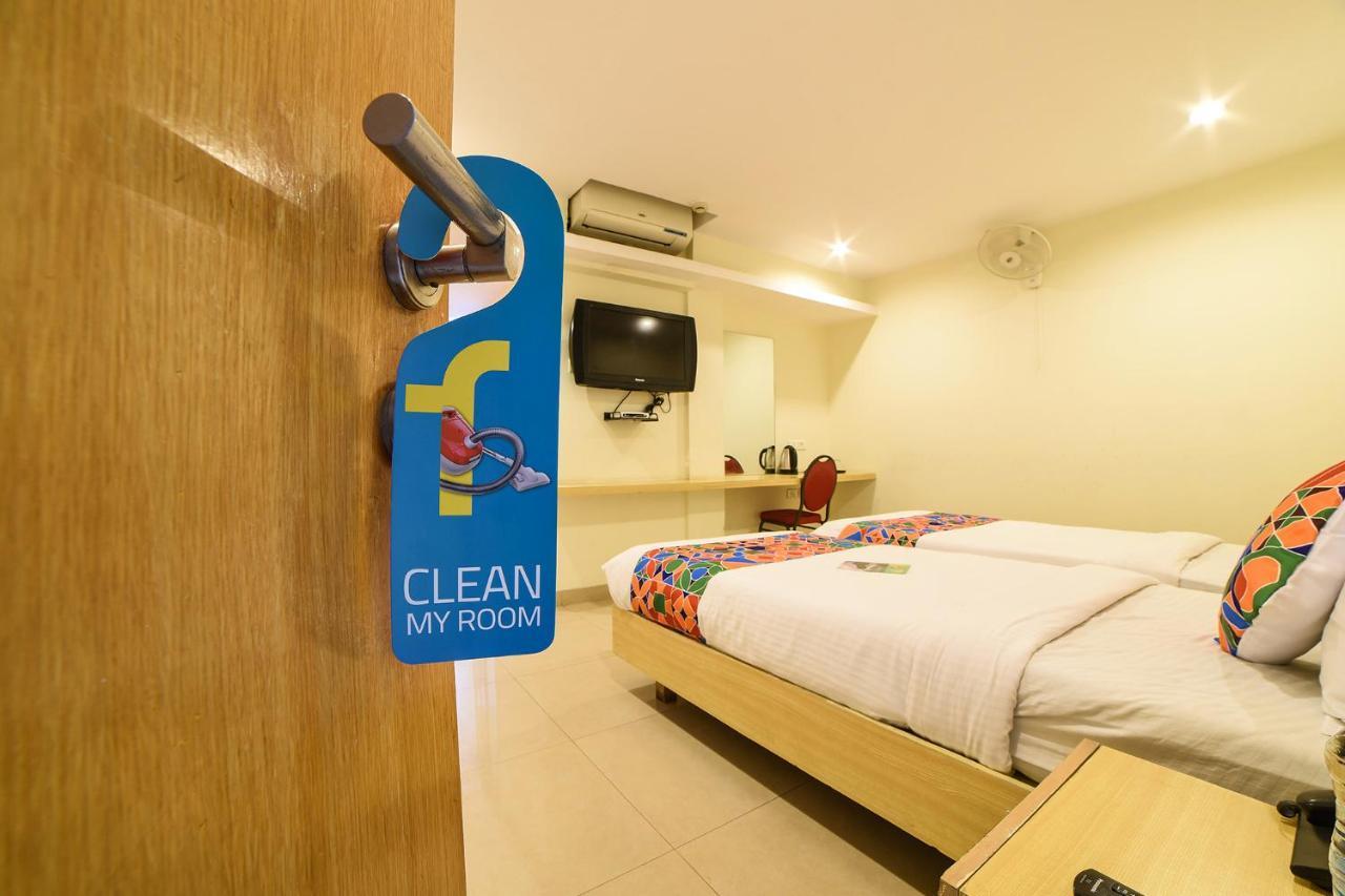 Oriva Vinflora Residency - Nr Lv Prasad Hospital, Banjara Hills Hotel Hyderabad Exterior photo